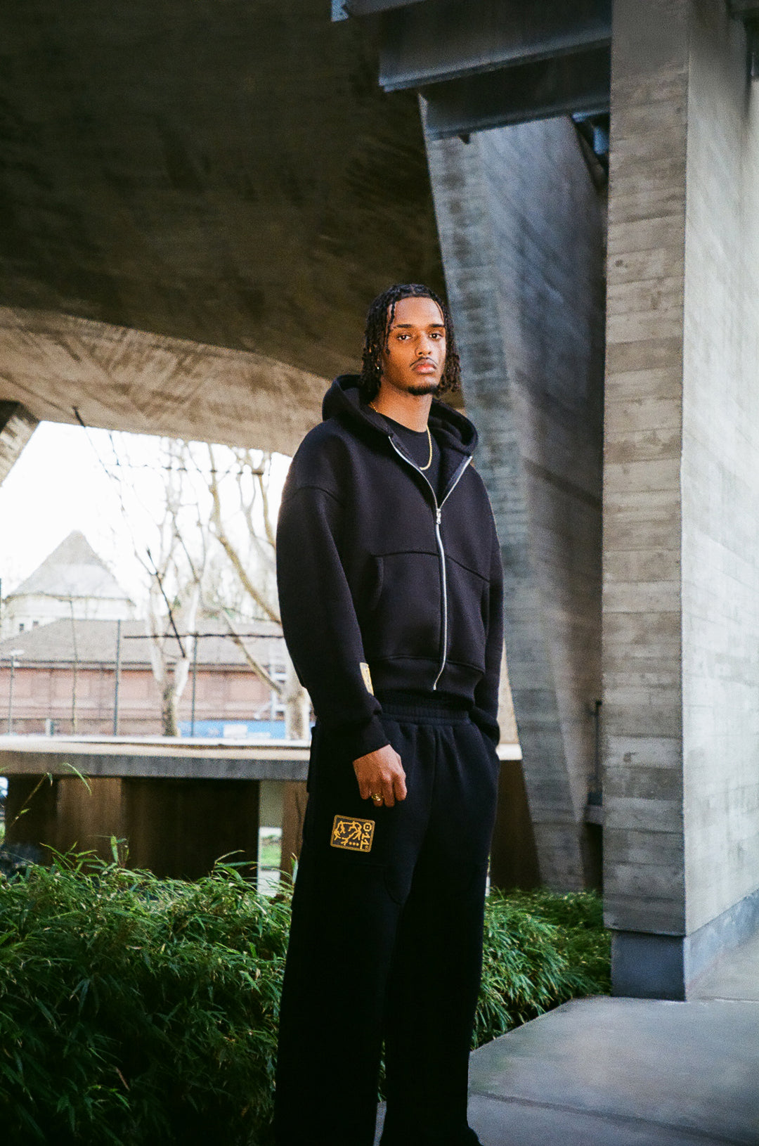 "TRUE BASICS" Black Zip Up Hoodie