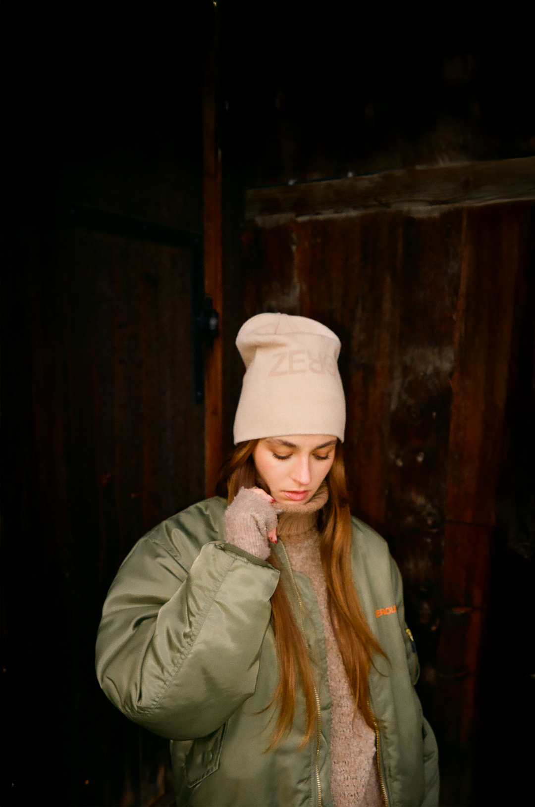 "ZERO STAR" Beige Beanie